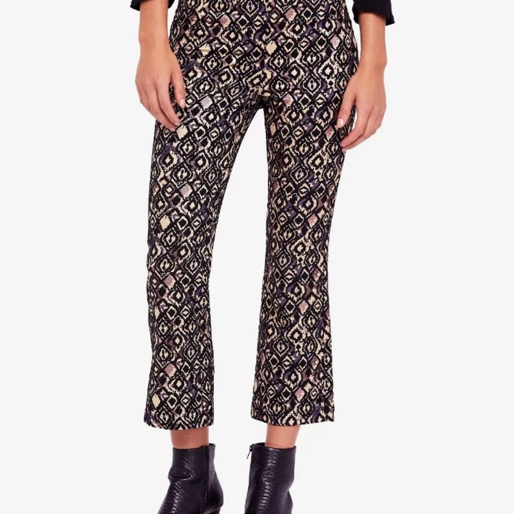 *SoLd* Free People  Mod Cropped Kick-Flare Pants - Picture 6 of 6